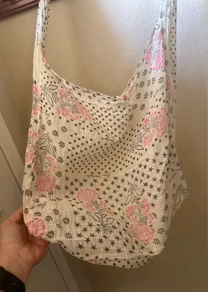 EUC Free People Lightweight Linen Fabric 14x15” Tote Beach Bag thumbnail 1