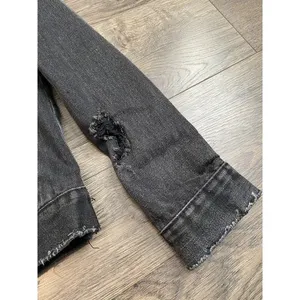 EUC Womens Signature 8‎ distressed black denim jean jacket darling size S thumbnail 5