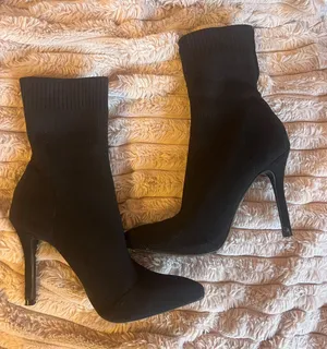 Sock Boot Heels Black Size 6 thumbnail 1