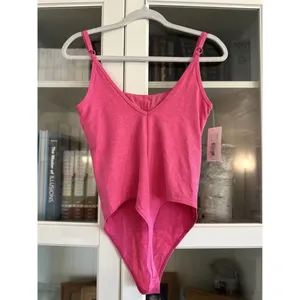 Outdoor Voices Move Free Leotard Bodysuit Cerise‎ Pink Size medium NWT NE… thumbnail 7