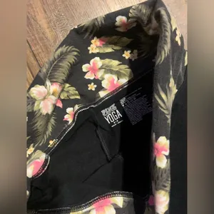 Black PINK Yoga Pants fold over tropical print Victoria’s Secret M spring casual thumbnail 2