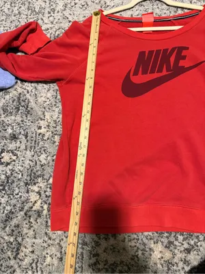 Nike Women’s Red Swoosh Logo Crewneck Sweatshirt thumbnail 7
