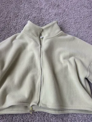 Light green zip up jacket Size M thumbnail 3
