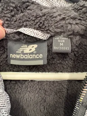 NWT New Balance Light Gray Puffer Coat thumbnail 6