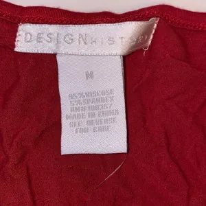 Design History red sequin sleeveless tee shirt top. Size Medium. NWT. thumbnail 4