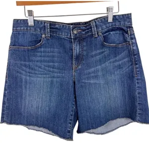 Ann Taylor Loft Womens‎ Size 6 Original Medium Wash Raw Hem Denim Jean Shorts thumbnail 1