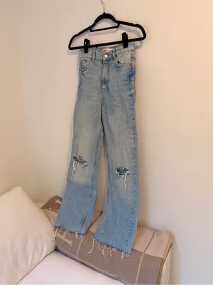 Zara Light Blue Distressed Jeans thumbnail 2