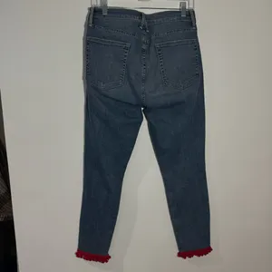 Good American Good Legs Pom Pom Hem 12/31 Minimalist Casual‎ Whimsical Preppy thumbnail 6