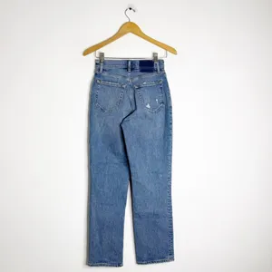 Abercrombie & Fitch Jeans Curve Love 90s Straight Ultra High Rise 25 / 0 Short thumbnail 2