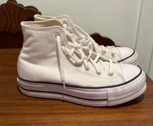 Converse High-Top Chuck Taylor All Star Sneakers thumbnail 1