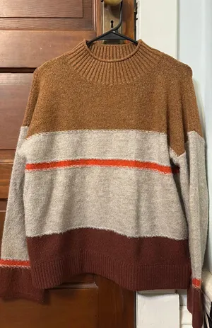 Universal Thread Sweater thumbnail 1