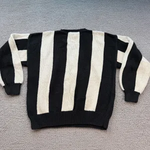 Vintage 90s Perry Ellis Hand Knit Floral Striped Cotton Sweater Black Cream L thumbnail 2