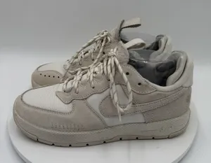 Nike Air Force 1 Wild Women's Size 7.5 Grey Suede Shoes Sneakers FB2348-002 thumbnail 1