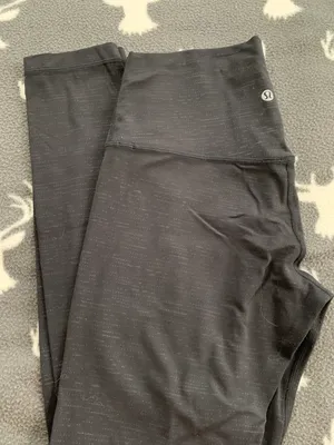 Lululemon Black Align 25” Leggings Size 6 thumbnail 1