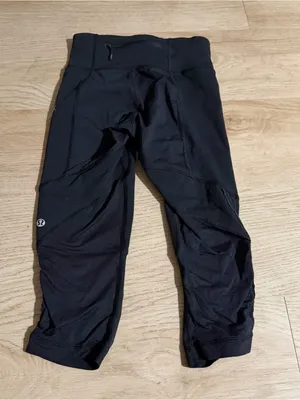 lululemon athletica Black Capri Leggings with Ruched Side thumbnail 2