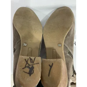 Womans Crown Vintage Ryder Taupe Suede Block Heel Zipper Ankle Boots 9 M thumbnail 7
