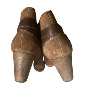 Cole Haan Hayes Brown Booties sz‎ 7 Buckle Heeled Suede Work Going Out Round Toe thumbnail 4