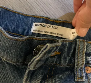 Garage High waisted Straight Jeans thumbnail 2