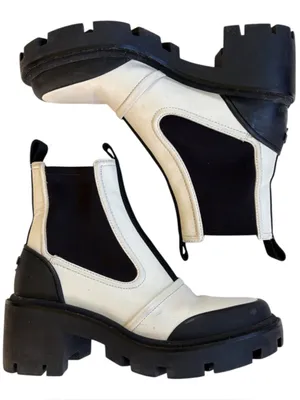 Tory Burch Leather Chelsea Lug Sole Ankle Boots Ivory Black Size 8.5 Retail $428 thumbnail 1