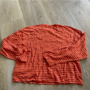 Madewell Slub Relaxed Long-Sleeve Tee thumbnail 4