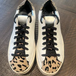 P448 John sneakers white/ leopard print 7.5 women thumbnail 11