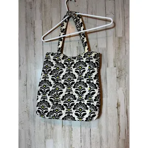 Vera Bradley Curvy Tote in Fanfare - Retired Pattern Like New‎ thumbnail 2
