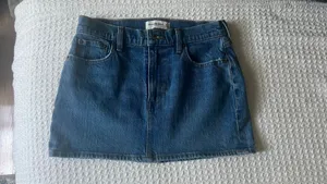 Abercrombie Mid Rise Denim Skirt thumbnail 4