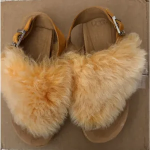 Ugg Holly‎ Fluffy Fur Orange Zinnia Slingback Thong Sandals Women'S Size 8.5 thumbnail 7