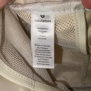 Lululemon Strawberry Ivory Plush Sherpa Fleece 1L Everywhere Belt Bag Fanny Pack Waist Pack Bag thumbnail 7