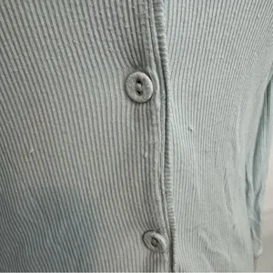 Skims by Kim Kardashian Long Sleeve Button up top PJ xxs thumbnail 3