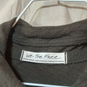 We The Free Free People Shirt Womens Green Top Linen Blend Woven Roll-Tab Sleeves XS thumbnail 2
