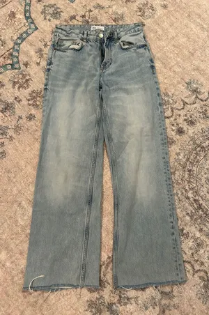 ZARA Blue Jeans Women’s thumbnail 1