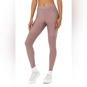 ALO YOGA High-Waist 4 Pocket Utility Legging in Woodrose (S) thumbnail 2