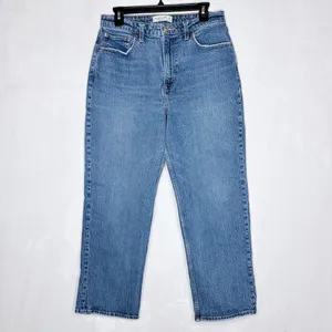 Abercrombie & Fitch Curve Love Vintage Straight Jeans thumbnail 3