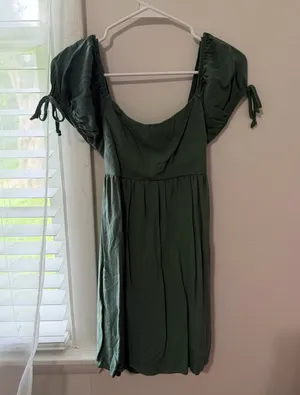 LA Hearts Dark Green Puff Sleeve/Open Back Mini Dress thumbnail 1