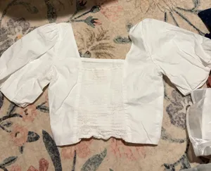 White cropped top Size XS thumbnail 1