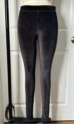 PINK Victoria's Secret Black Sparkle Leggings thumbnail 1