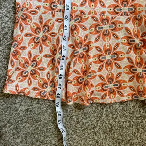 Slate & Willow Printed Ruffle Hem Cream Orange Midi Dress Formal Wedding Guest thumbnail 10