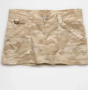 American Eagle Super Low-Rise Perfect Micro Mini Skirt thumbnail 4