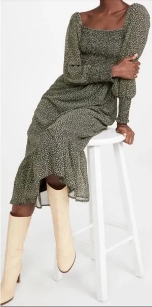 cupcakes and cashmere Demi Floral Smocked Dress M thumbnail 1