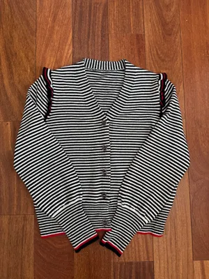 Sweater / Cardigan Size M thumbnail 9