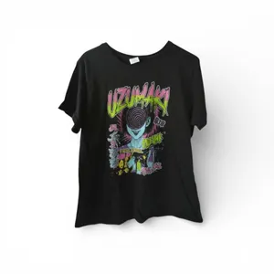 Uzumaki Graphic T-Shirt Women’s XL Black Anime Manga Horror Tee thumbnail 2
