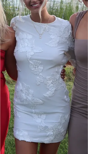 Lace floral white dress thumbnail 1