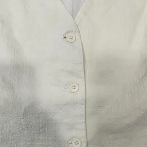 LIONESS Leo Vest in Butter thumbnail 5