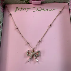 Betsey Johnson Rose Gold Crystal Bow Pendant Necklace 491985CB111 NIB thumbnail 2
