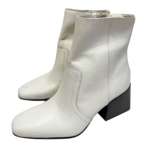 Blondo Boots Salome Ivory‎ Leather Waterproof Block Heel Ankle Booties Size 6.5 thumbnail 1