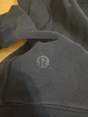 Lululemon cropped hoodie thumbnail 3