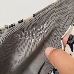 Athleta Bikini Swim Suit Top Tropical Floral Print Gray Cream Size 34D/DD thumbnail 5