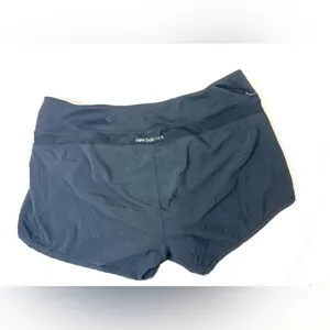 New Balance L Black Athletic Running Shorts thumbnail 2