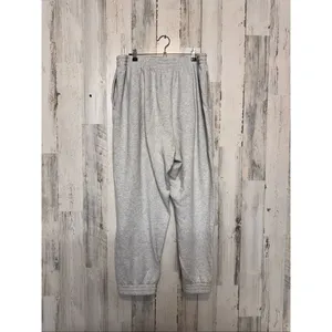 PINK Victoria’s Secret Light Gray High-Rise Fleece Joggers Women’s XL thumbnail 3